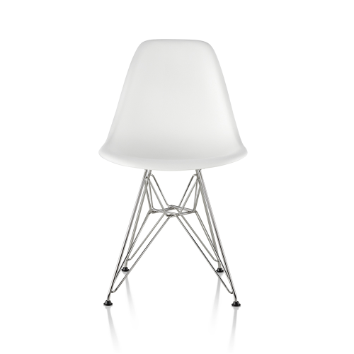 Eames Molded Plastic Side Chair / White